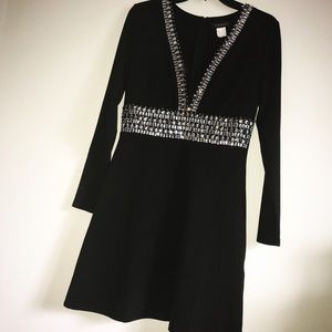 deep v trim cocktail dress